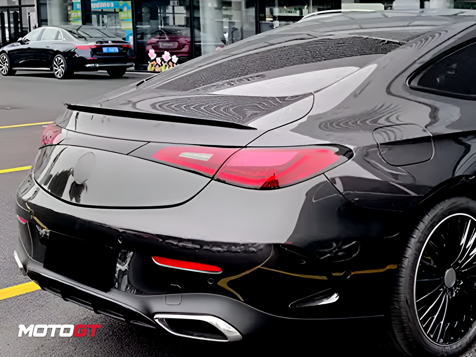 CLE CLASS REAR SPOILER